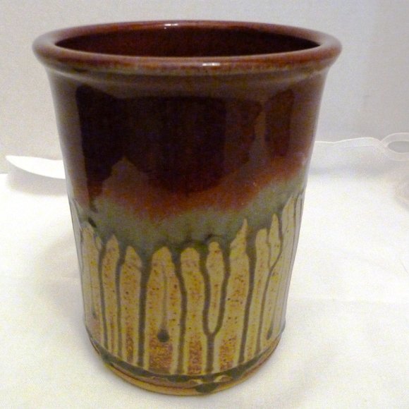 Handcrafted Art Pottery Crock by RAY POTTERY STUDIO: Paul & Evelyn Seagrove, NC - Picture 1 of 8